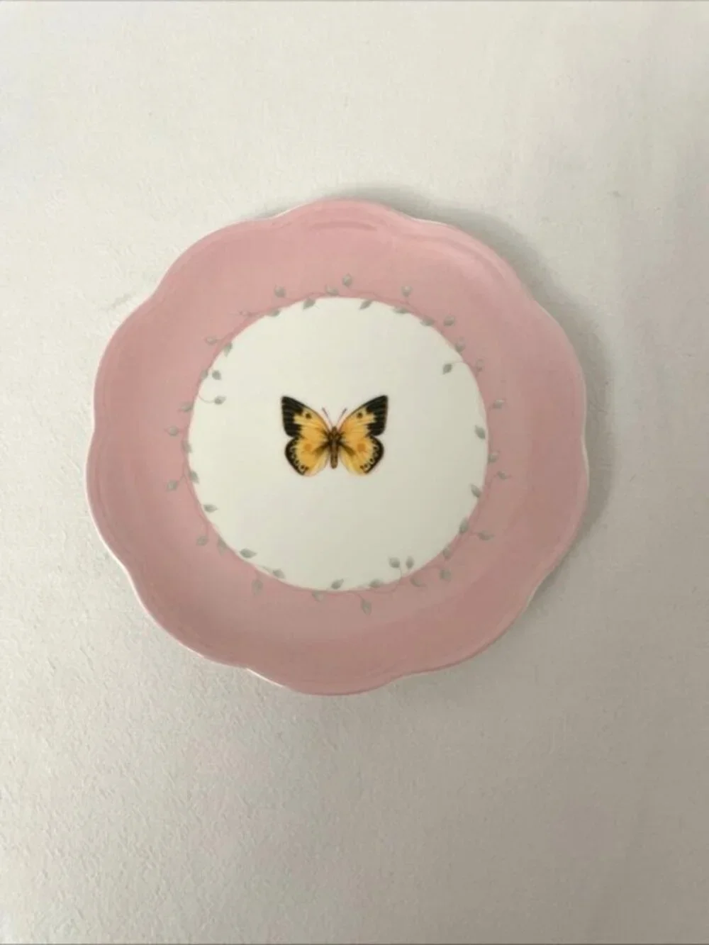 Lenox Butterfly Meadow Porcelain Plates Set of 3 Scalloped 8